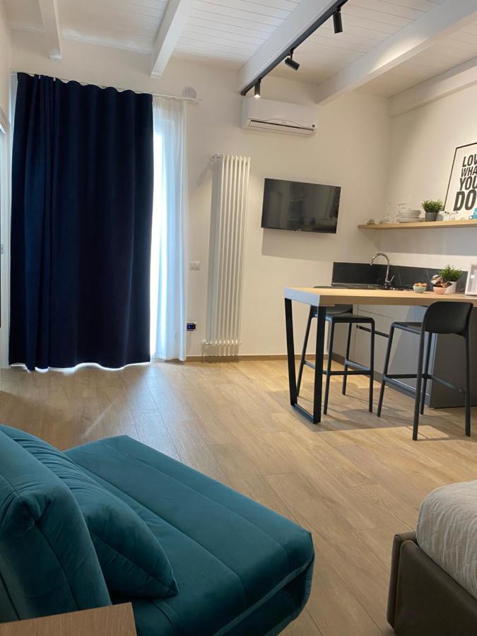 Run House 07 Rooms & Apartments كاسانو ديلي مورجي المظهر الخارجي الصورة