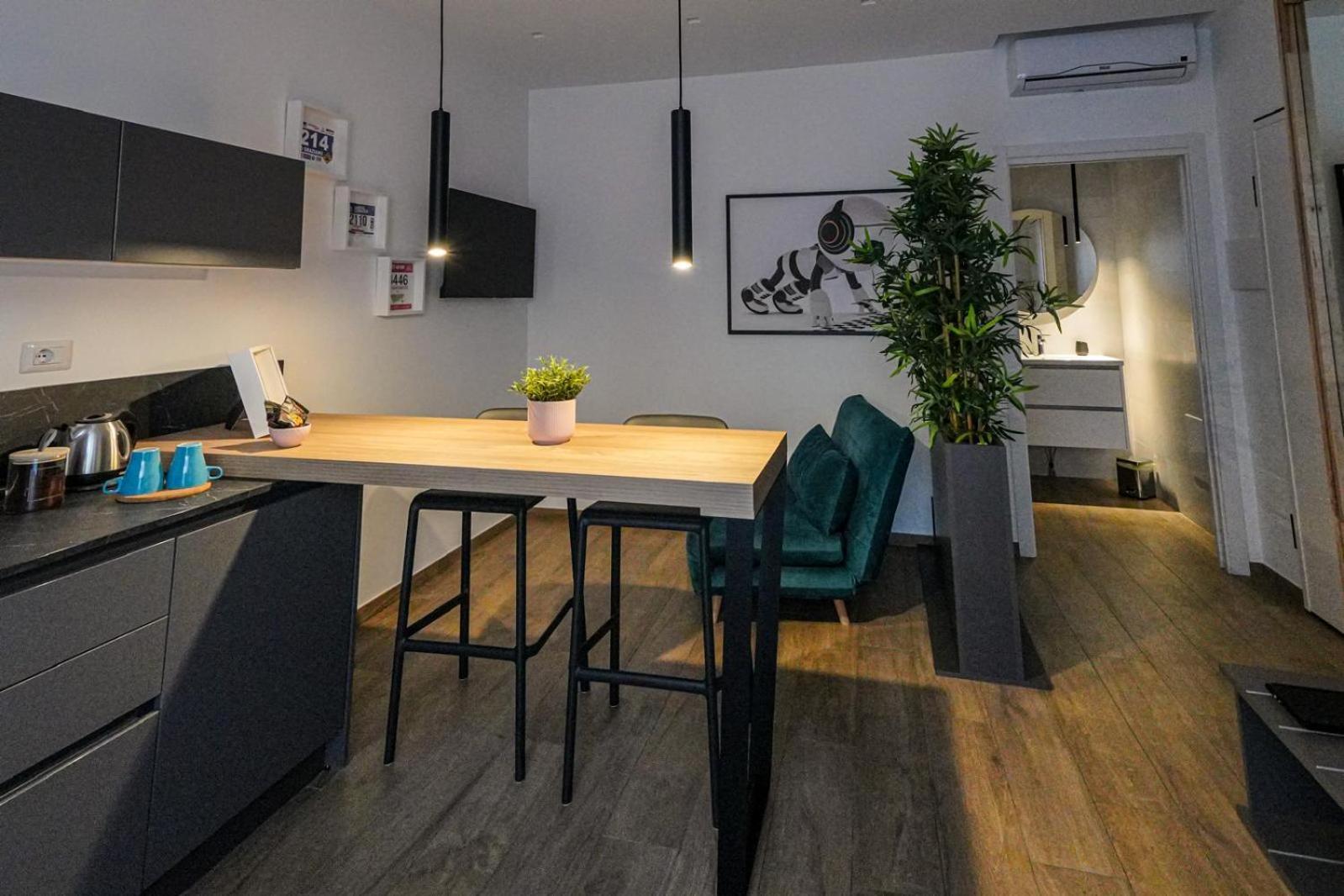 Run House 07 Rooms & Apartments كاسانو ديلي مورجي المظهر الخارجي الصورة